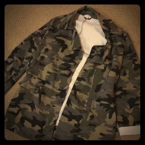 Camouflage belted jacket by Umgee.  Worn once.